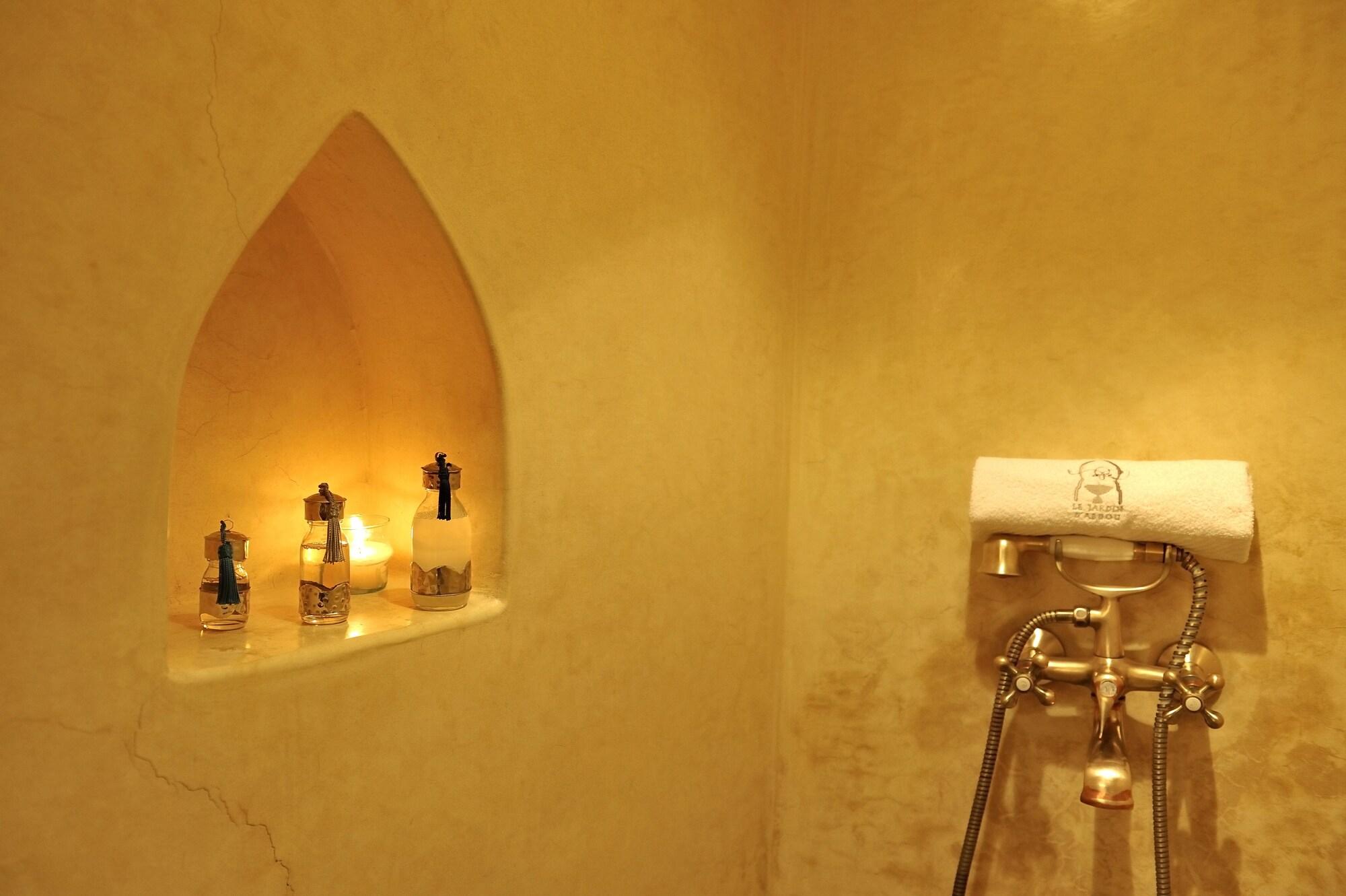 Riad Le Jardin D'Abdou Marrakesh Exterior photo A niche in a bathroom